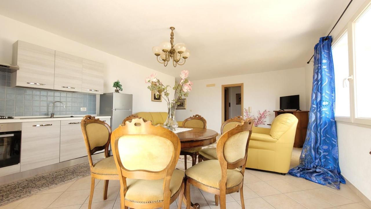 Residenza La Pineta Orosei Villa Exteriör bild