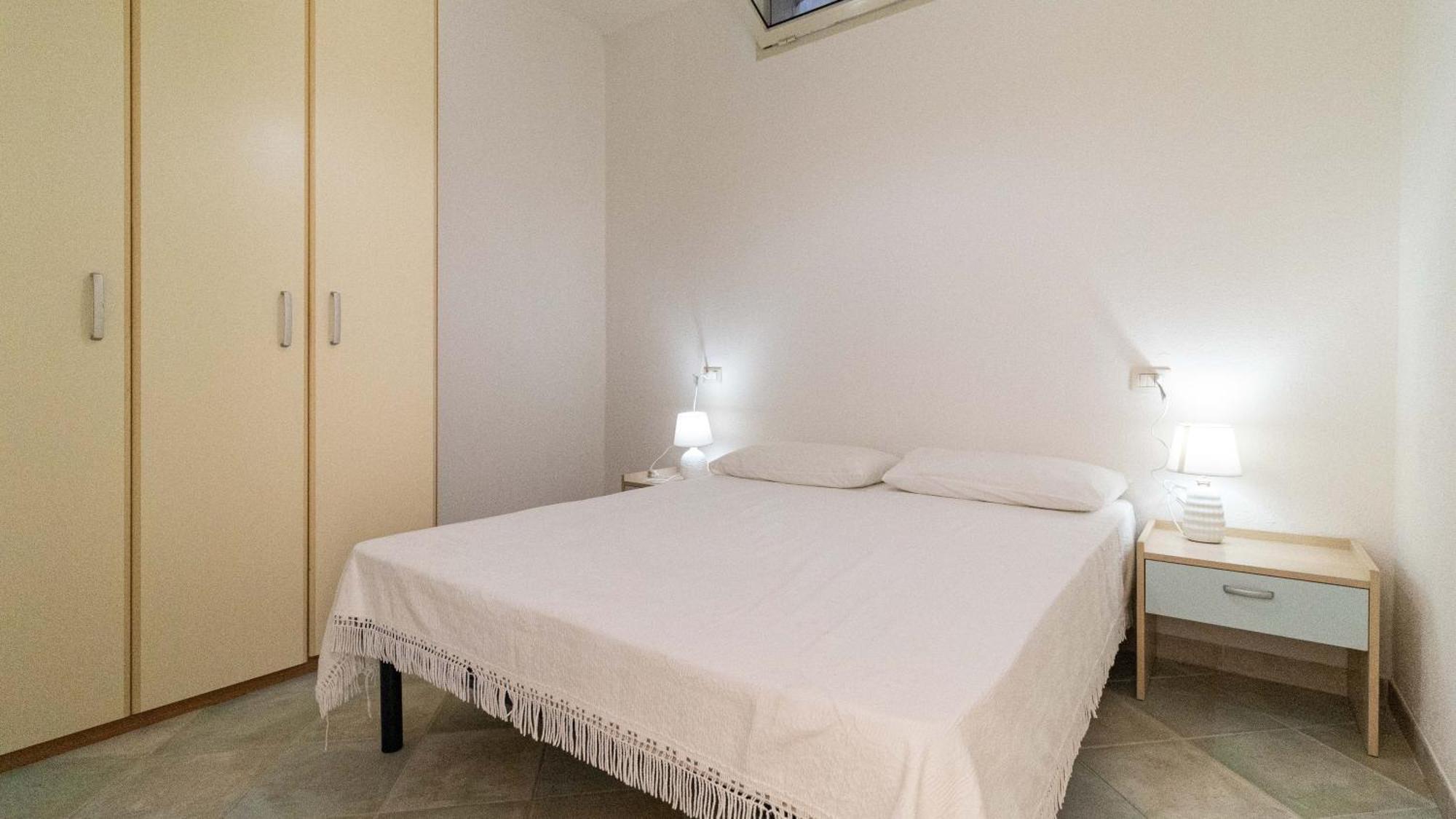 Residenza La Pineta Orosei Villa Exteriör bild